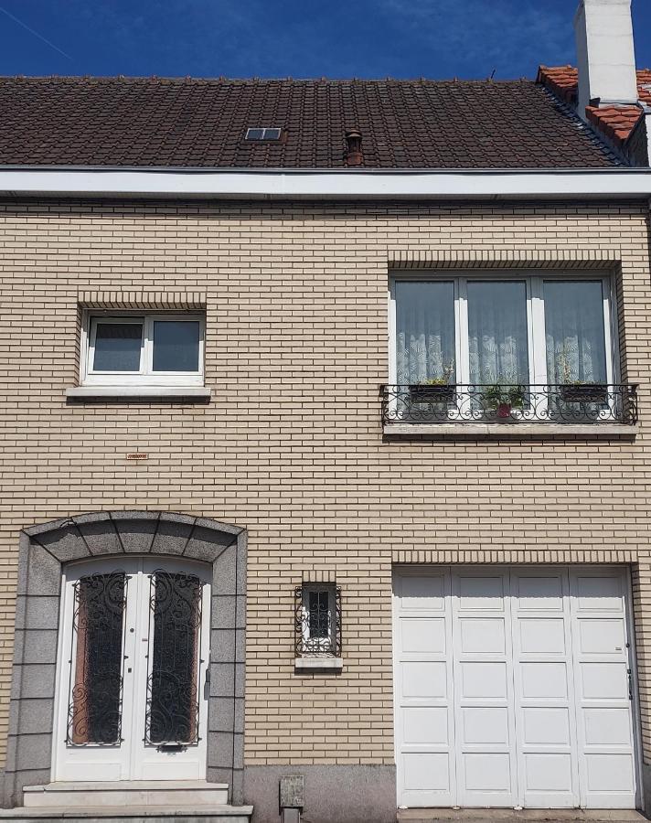 L'Horloge Cassee Dunkirk Extérieur photo